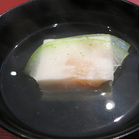 日本料理 晴山 - 帆立糝薯と冬瓜のお椀