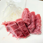 有限会社桝屋酒店   - 鮪　筋はあるがトロトロ