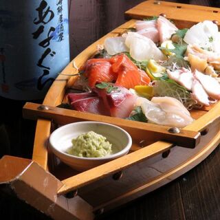Fresh seasonal seafood and creative Chinese food sourced from Toyosu