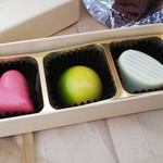 アートホテル弘前シティ - チョコ3種（アップルブランデー、ベルガモットなど）