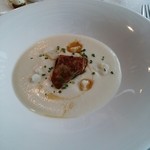 Le Vent Vert - カリフラワーのブルーテ
      フォアグラのポワレ添え