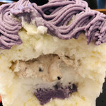 こひる庵 - 中にはかのこクリームとむらさき芋のクリーム
