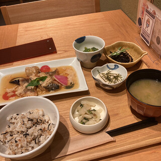 ニホンの食卓 つくみ_0