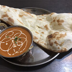 さくらパレス - Ｄセット：プレーンナン・バターチキンカレー