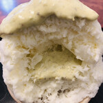 こひる庵 - 中にもピスタチオクリームあります！