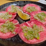 焼肉・メグミ - 