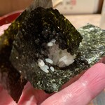 鳥茂 - キャビア手巻き握り