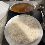 東京ボンベイ - チキンカレー850円