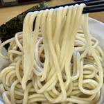 麺処 くろ川 - つけ麺の太麺