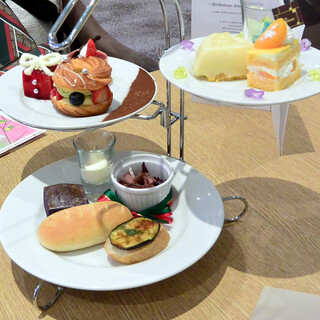 ロビーラウンジ 水の音_1