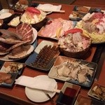 海鮮もんじゃ 片岡 - スペシャルコース　活車エビと殻付きホタテが人数分ついた、豪華なコースです。