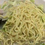 タンメン胖 - 麺を天地返し