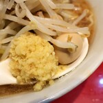 ラーメン二郎 - ショウガ半分