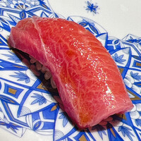 麻布 鮨功 - 勝浦の腹ナカの中トロ。延縄の155kg、やま幸さんのピンピンでした