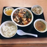 横浜うさぎ - 牡蠣油豆腐定食