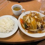 南海飯店 - かたい焼ソバ＋ライス