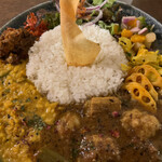 curry bar nidomi - 