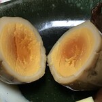 薪焼きピッツァ パッシオーネ - 玉子はこんな感じ