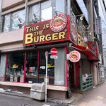 THIS IS THE BURGER - お店の外観