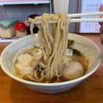 唯一無二のらぁ麺専門店 イ袋ワシづかみ - 