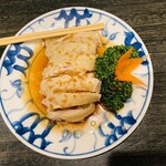 陳麻婆豆腐 - 蒸し鶏のジンジャーソース