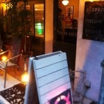 BISTRO POISSON ROUGE - 