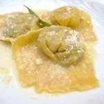 ラ・ボッテガ・ゴローザ - ズボン型のラビオリ、カゾンチェッリ