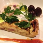 鉄板焼とワイン COCOLO - 「タパス盛り合わせ」(500円)