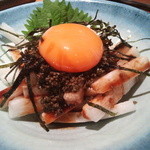 五十六屋 - 「長芋とんぶりユッケ」５０４円　とんぶりは畑のｷｬﾋﾞｱといわれる