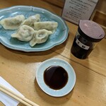 手作り餃子の店 吉春 - 