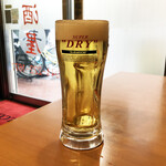 紅葉亭 - ランチ生ビール500円。通常は600円。おかずが美味しくて、お昼は1杯と決めているのに、2杯いただいてしまいました