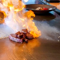 ニュー松坂 六本木店 - 目の前でフランベしてくれます！