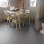 酔麺 此乃花 - テーブル