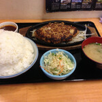 Ashizuri teishoku senta - ハンバーグ定食。