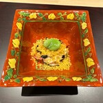 料理屋 植むら - 数の子の味噌漬けと汲み上げ湯葉和え　炊いた黒豆とローストした黒豆　赤蒟蒻　カラスミ掛け　そら豆