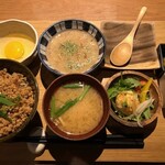 自然薯 tororo - 「鶏そぼろ」かけ自然薯とろろ定食