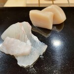 日本橋蛎殻町 すぎた - 帆立と平目