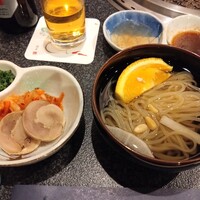 やきにく亭 六歌仙 新宿西口 小滝橋通り店 - 