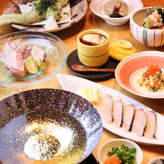 以青花鱼为主菜的各种套餐！含税5,000日元～