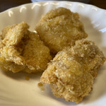 おふくろ亭 - 2023/02/14
      ホル鍋定食 大飯 温泉玉子 ニンニク 600円
      中華風野菜炒め 100円
      大根きんぴら 100円
      チキンかつ 100円