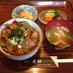 Katsupou Shimoda - もち豚丼定食