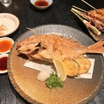 居酒屋　上半 - たい唐揚げ800円