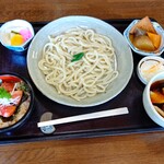 田むら - 【2023.2.14(火)】きのこの汁定食(まぐろ丼・麺260g)995円