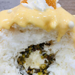 かき氷店 小桃 - 中にはクラッシュピスタチオ！ガナッシュもオレンジ風味で贅沢なお味でした〜