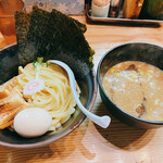 銀座 朧月 - 特製つけ麺(麺:並200g)+のり_¥1,200+¥100