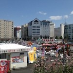 宇都宮みんみん - 宇都宮みんみん・駅前は宇都宮餃子村みたいになっている