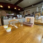 ダイニングカフェ クローバー - 店内