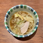 Taishuu Izakaya Eito - ミニ醤油ラーメン ¥430