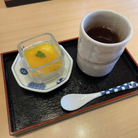 豆富料理と吟醸せいろ蒸し 八かく庵 大阪ステーションシティ店 - 