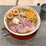 セアブラノ神 - 特製背脂味噌ラーメン